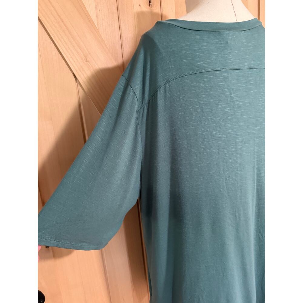 LulaRoe | NWT Green Teal Boyfriend T Shirt | Size Extra Large (18-20) - Picture 7 of 10
